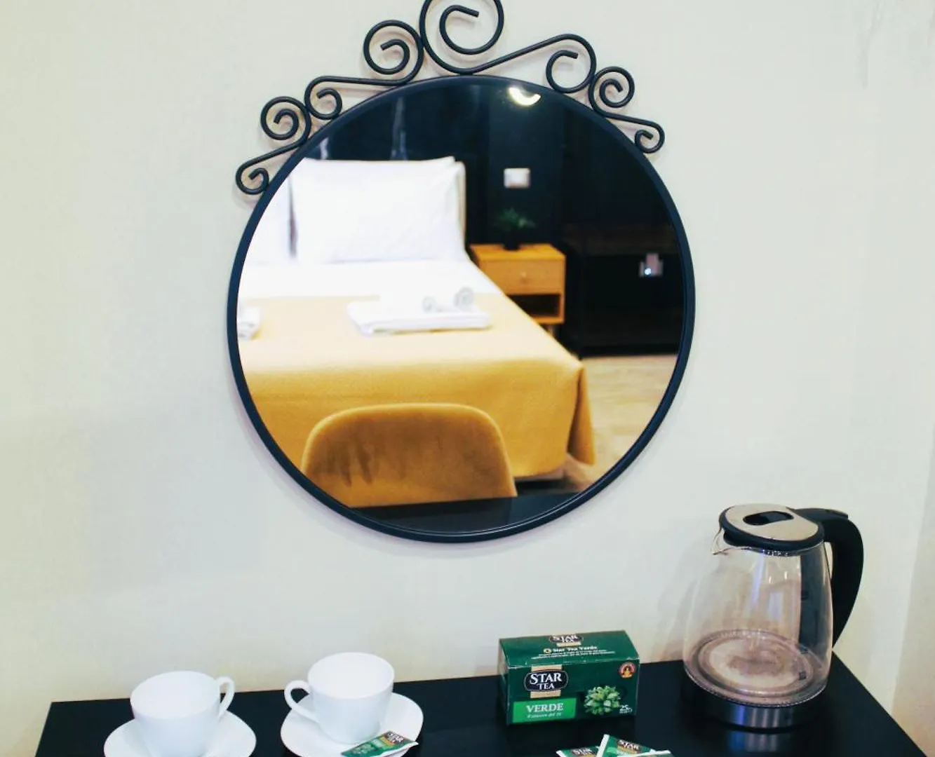 Blackwoody Contemporary Rooms - Napoli Centro Storico Via Toledo Nápoly
